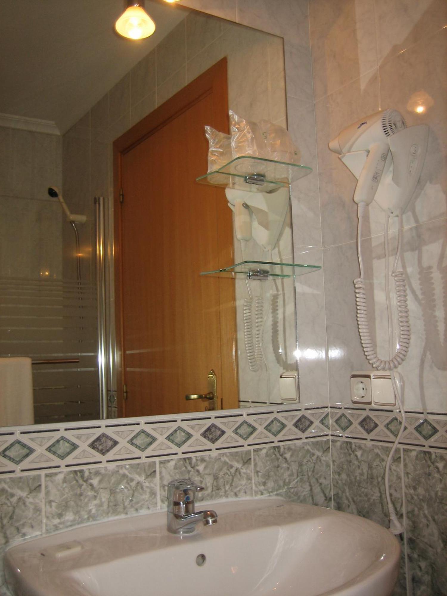 Hostal Madruga Elx Zewnętrze zdjęcie